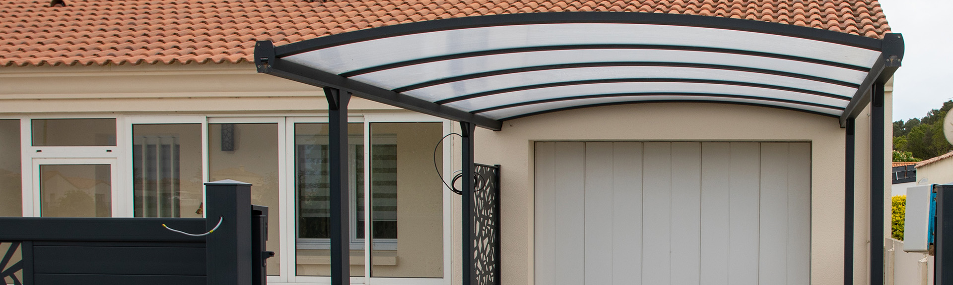 abri carport toit transparent
