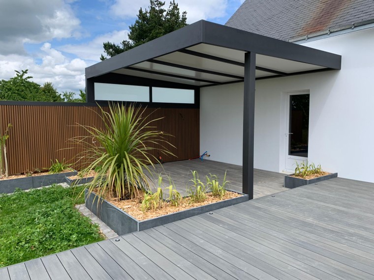 pergola aluminium avec toit opaque