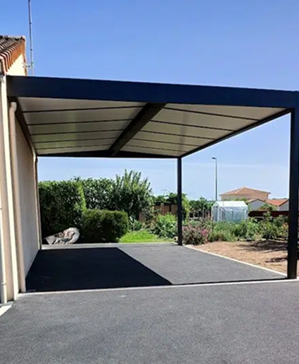 carport moderne noir