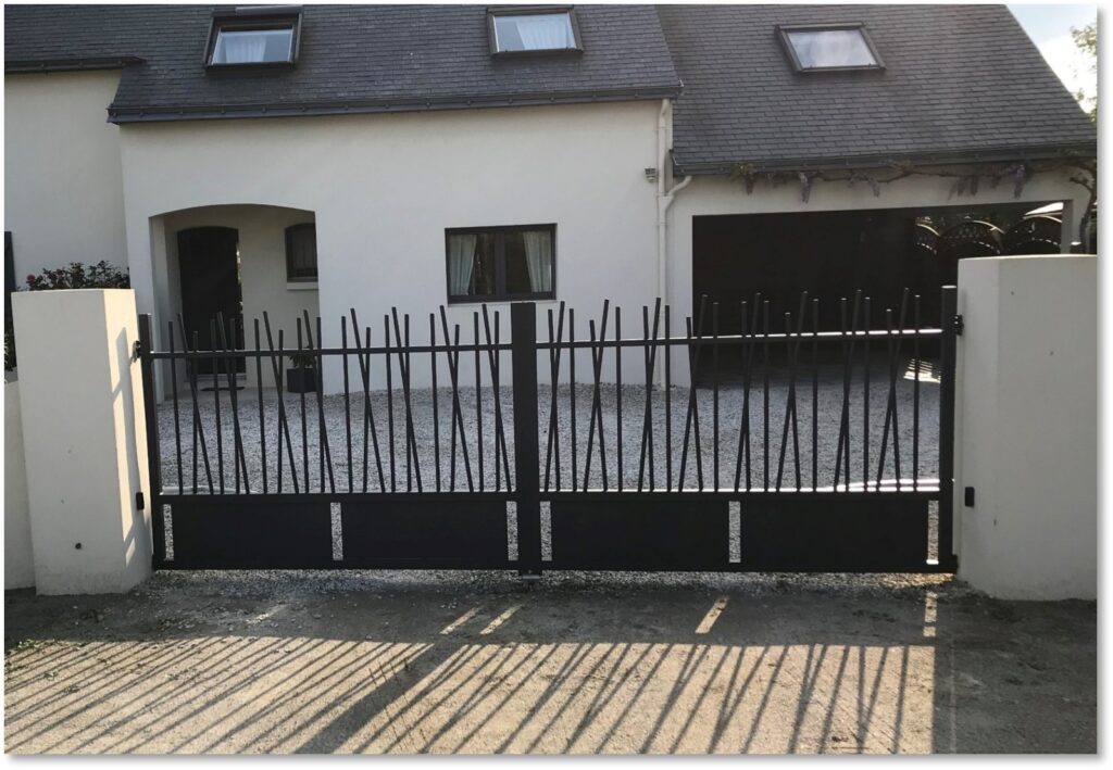 Portail férronné / festonné – PSF